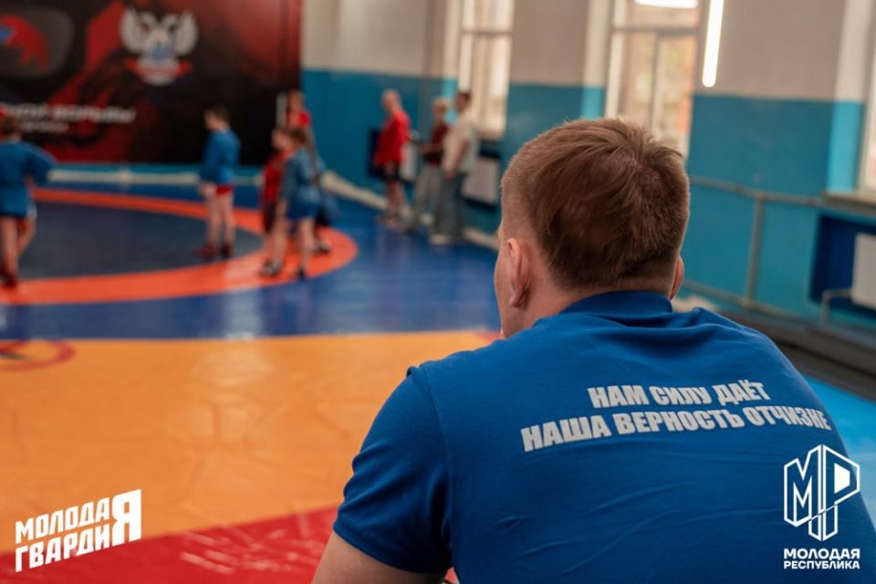Для юных чемпионов провели мастер-класс по самбо Для юных чемпионов провели мастер-класс по самбо