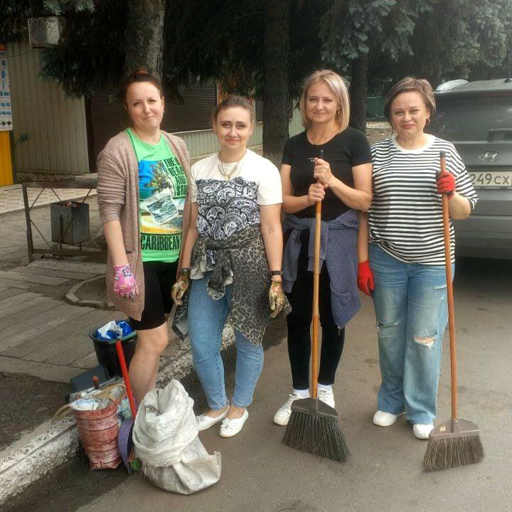 Кировчане приняли участие в акции «Чистый город» Кировчане приняли участие в акции «Чистый город»