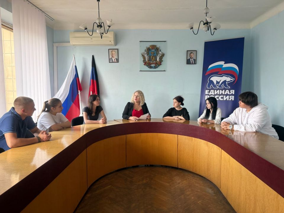 Иван Адамец: Тематическая беседа по призыву в пограничные органы прошла в Управе Куйбышевского района Иван Адамец: Тематическая беседа по призыву в пограничные органы прошла в Управе Куйбышевского района