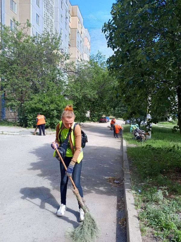 «Чистый четверг» в Буденновском районе «Чистый четверг» в Буденновском районе