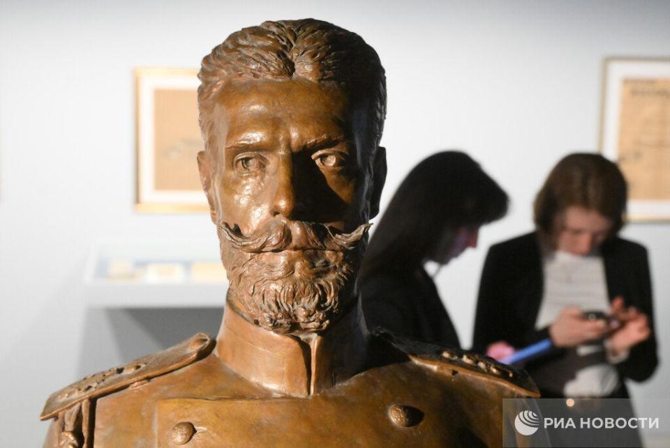 Сергей Собянин открыл выставку "Августейший хозяин Москвы" о Великом князе Сергее Александровиче в Музее Москвы Сергей Собянин открыл выставку "Августейший хозяин Москвы" о Великом князе Сергее Александровиче в Музее Москвы