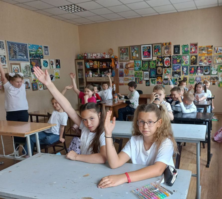 Игорь Мартынов: Мероприятие на площадке досуга «Арт-каникулы»: "День ГИБДД" Игорь Мартынов: Мероприятие на площадке досуга «Арт-каникулы»: "День ГИБДД"