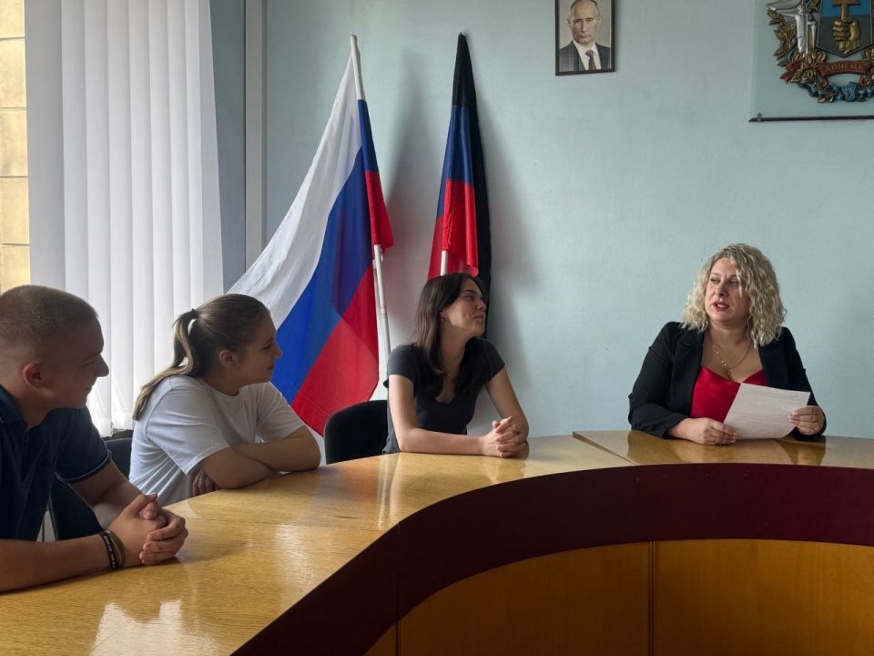 Иван Адамец: Тематическая беседа по призыву в пограничные органы прошла в Управе Куйбышевского района Иван Адамец: Тематическая беседа по призыву в пограничные органы прошла в Управе Куйбышевского района