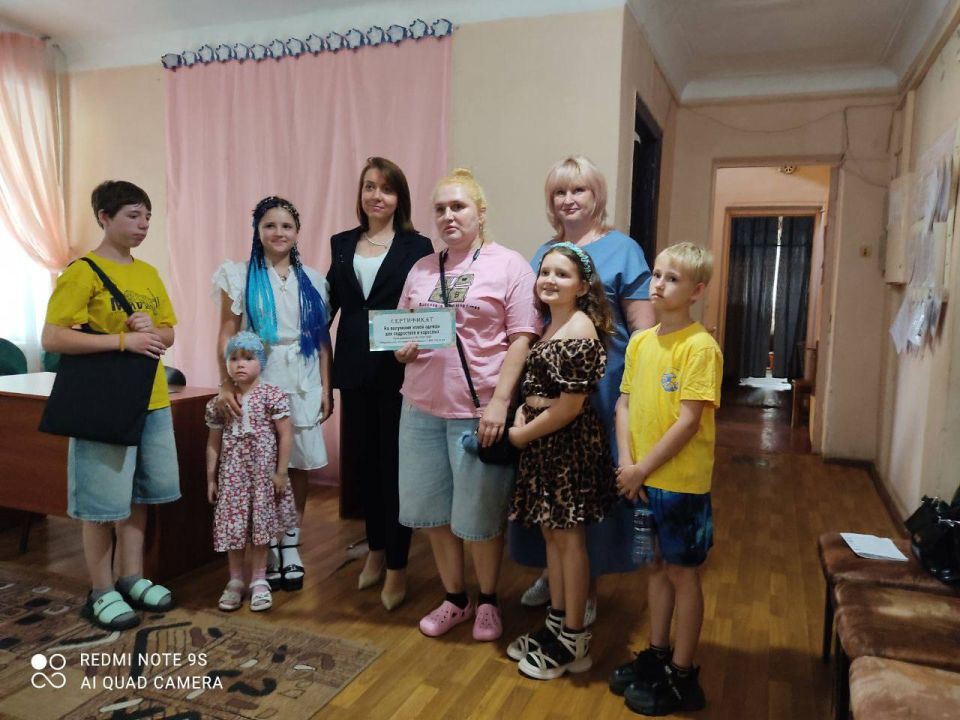 Сегодня, 4 июля, в преддверии Дня семьи, любви и верности, в рамках партийного проекта «Крепкая семья» ВПП «Единая Россия» при поддержке «Совета женщин города Макеевки» Регионального отделения «Союз женщин России» Донецкой... Сегодня, 4 июля, в преддверии Дня семьи, любви и верности, в рамках партийного проекта «Крепкая семья» ВПП «Единая Россия» при поддержке «Совета женщин города Макеевки» Регионального отделения «Союз женщин России» Донецкой...