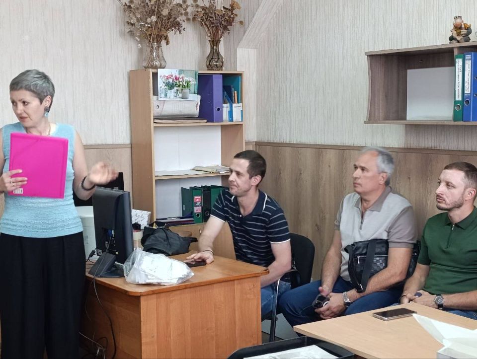 ВСТРЕЧИ С ТРУДОВЫМИ КОЛЛЕКТИВАМИ ВСТРЕЧИ С ТРУДОВЫМИ КОЛЛЕКТИВАМИ