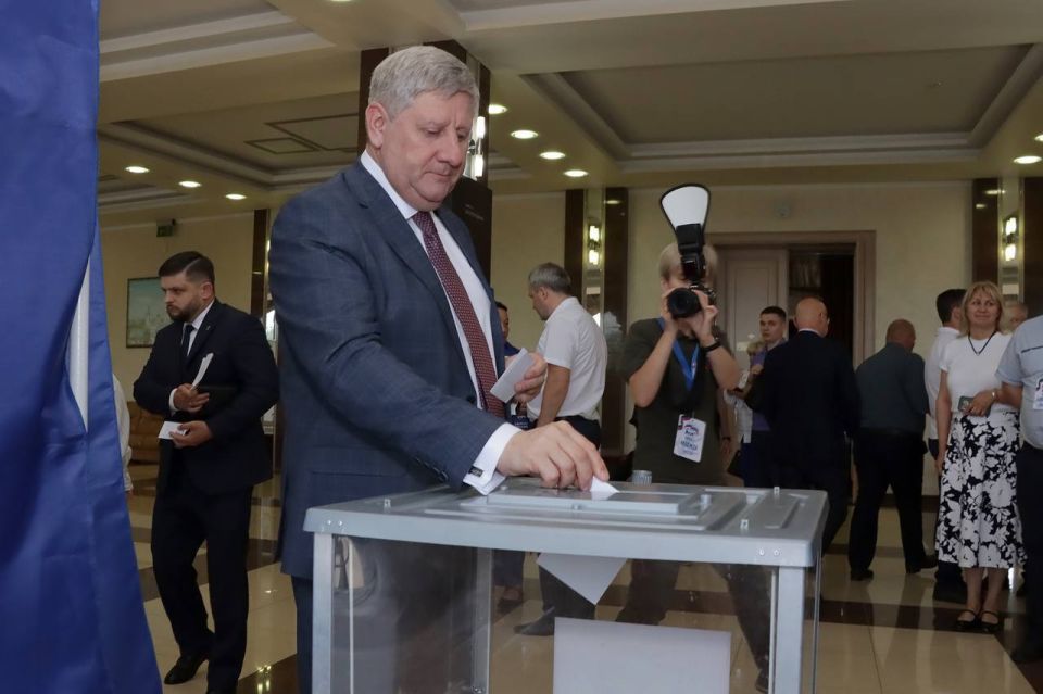 Андрей Чертков: Принял участие в IV-й конференции Донецкого регионального отделения «Единой России» Андрей Чертков: Принял участие в IV-й конференции Донецкого регионального отделения «Единой России»