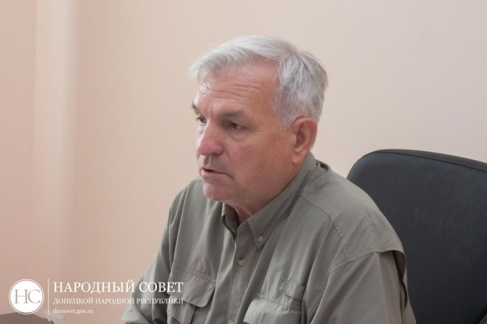 Профильный комитет обсудил законодательную инициативу, предоставленную фракцией ЛДПР в Народном Совете ДНР Профильный комитет обсудил законодательную инициативу, предоставленную фракцией ЛДПР в Народном Совете ДНР