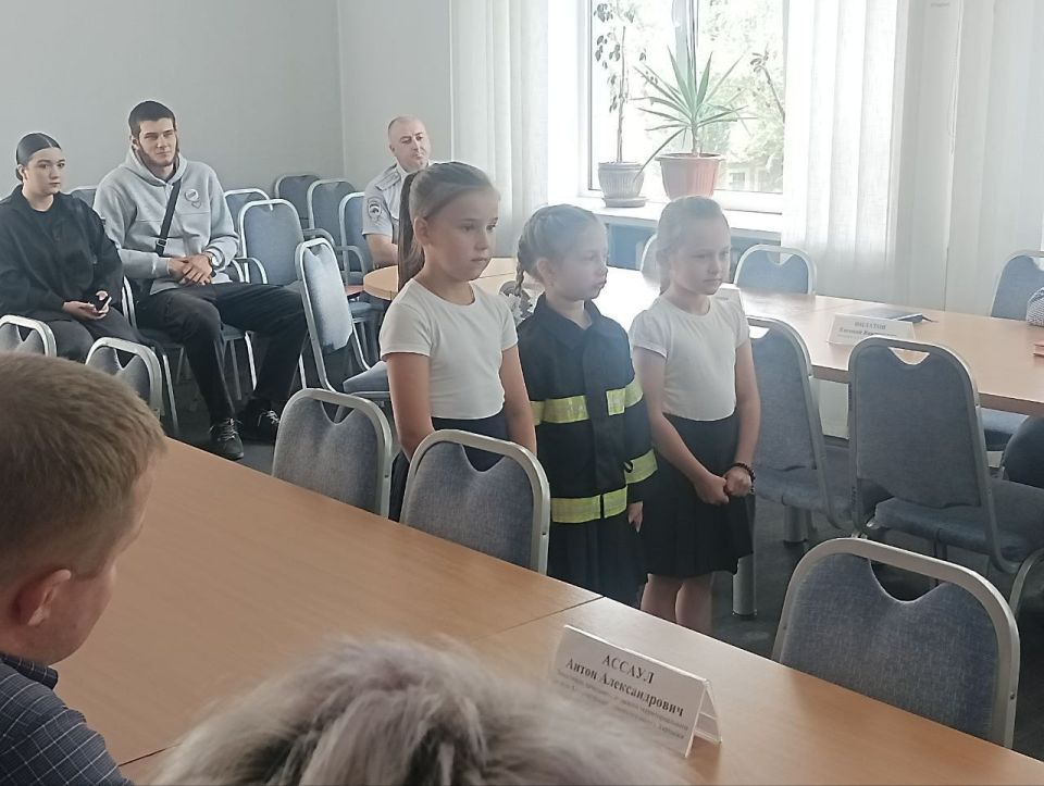 Виктория Жукова: Провела еженедельное аппаратное совещание с руководителями ведомств, а также представителями силовых структур Виктория Жукова: Провела еженедельное аппаратное совещание с руководителями ведомств, а также представителями силовых структур