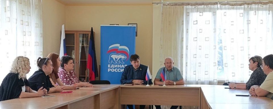 ВСТРЕЧИ С ТРУДОВЫМИ КОЛЛЕКТИВАМИ ВСТРЕЧИ С ТРУДОВЫМИ КОЛЛЕКТИВАМИ