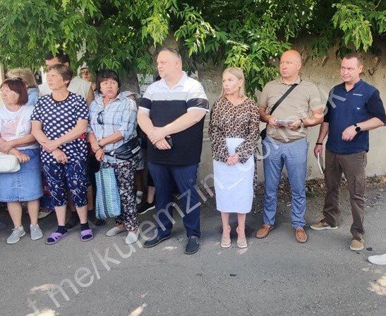 Алексей Кулемзин: Во исполнение поручения Главы Донецкой Народной Республики Дениса Пушилина администрацией городского округа Донецк совместно с Управой Куйбышевского района и с участием представителей Минтранса ДНР... Алексей Кулемзин: Во исполнение поручения Главы Донецкой Народной Республики Дениса Пушилина администрацией городского округа Донецк совместно с Управой Куйбышевского района и с участием представителей Минтранса ДНР...