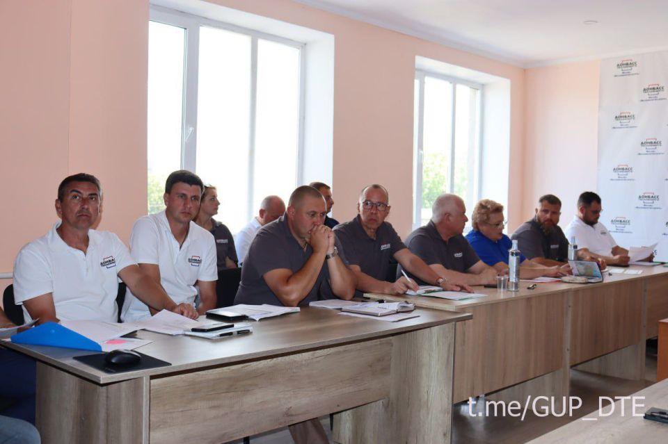 В ВОЛНОВАХЕ СОСТОЯЛОСЬ ВЫЕЗДНОЕ СОВЕЩАНИЕ ПО ВОПРОСАМ ПРОИЗВОДСТВЕННОЙ ДЕЯТЕЛЬНОСТИ «ДОНБАССТЕПЛОЭНЕРГО» В ВОЛНОВАХЕ СОСТОЯЛОСЬ ВЫЕЗДНОЕ СОВЕЩАНИЕ ПО ВОПРОСАМ ПРОИЗВОДСТВЕННОЙ ДЕЯТЕЛЬНОСТИ «ДОНБАССТЕПЛОЭНЕРГО»