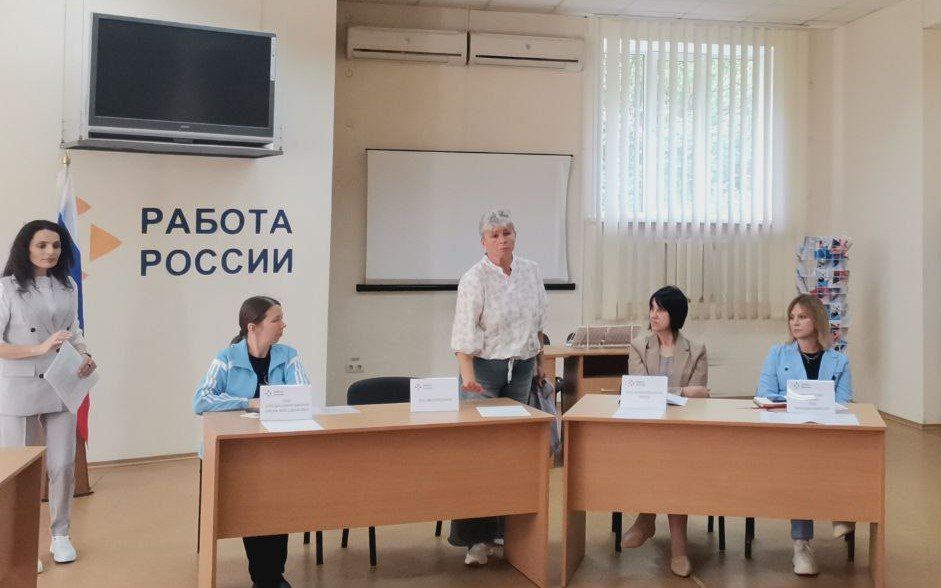 Подопечные филиала посетили мини-ярмарку вакансий в клубе «Вектор СВОего развития» Подопечные филиала посетили мини-ярмарку вакансий в клубе «Вектор СВОего развития»