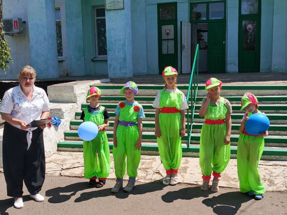 «По дороге в Изумрудный город» «По дороге в Изумрудный город»