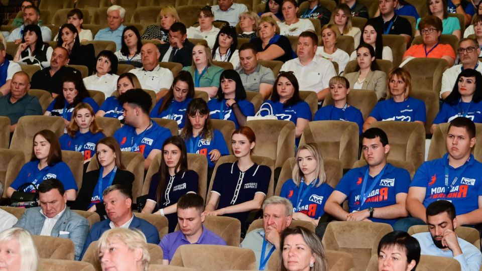 Единая Россия в ДНР усиливает работу Единая Россия в ДНР усиливает работу