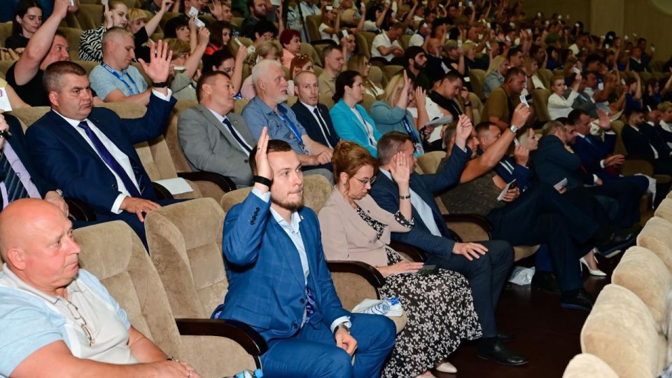 Единая Россия в ДНР усиливает работу Единая Россия в ДНР усиливает работу