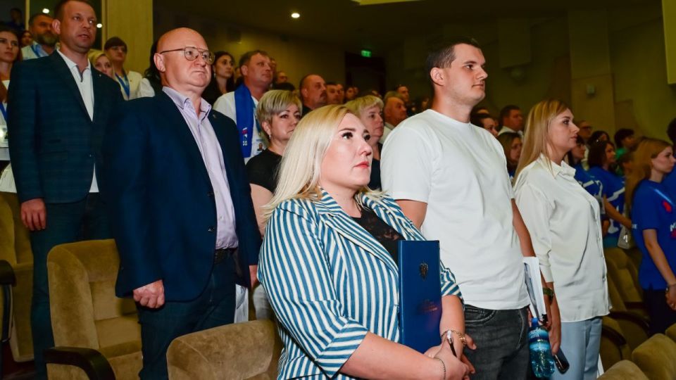 С 1 сентября все донецкие школьники должны выйти на очный режим обучения С 1 сентября все донецкие школьники должны выйти на очный режим обучения