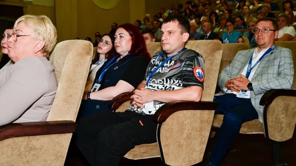 2025-й: 400 километров дорог – построили, еще 450 – должны построить 2025-й: 400 километров дорог – построили, еще 450 – должны построить