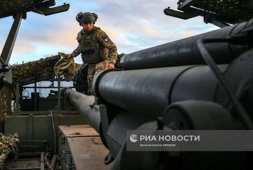 Работа 152-мм колёсной САУ 2С44 «Гиацинт-К» на Покровском направлении Работа 152-мм колёсной САУ 2С44 «Гиацинт-К» на Покровском направлении