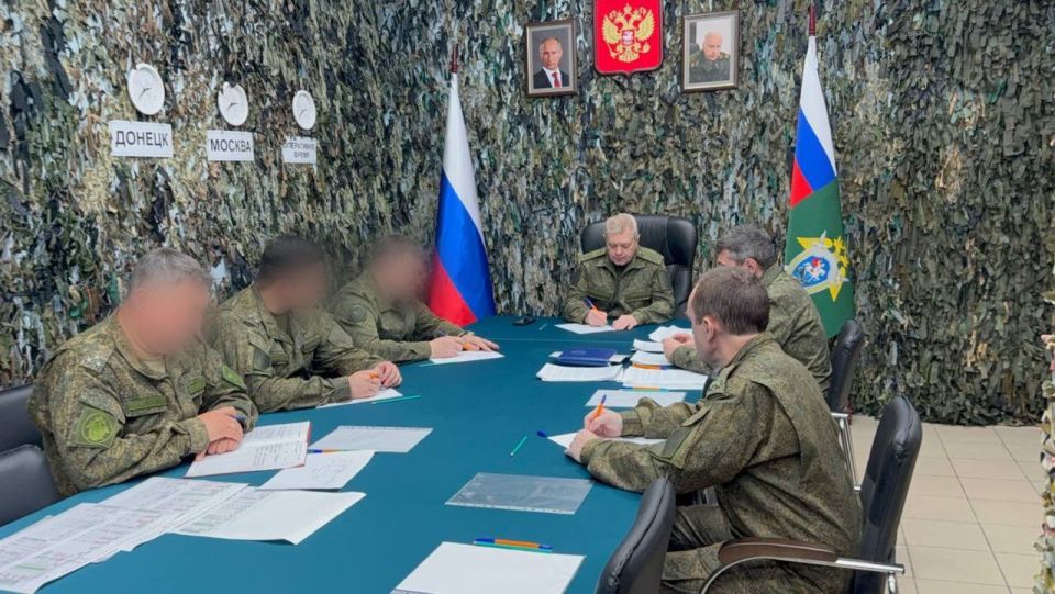 Генерал-лейтенант юстиции Корпусов К.Е. совершил рабочую поездку в Донецкую Народную Республику Генерал-лейтенант юстиции Корпусов К.Е. совершил рабочую поездку в Донецкую Народную Республику