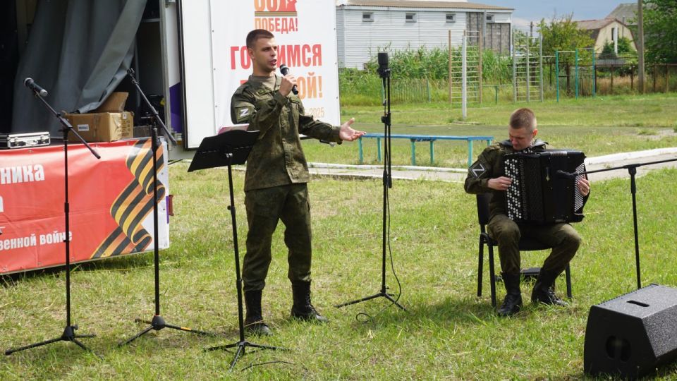 Выездной концерт автоклуба прошёл в селе Мелекино Выездной концерт автоклуба прошёл в селе Мелекино