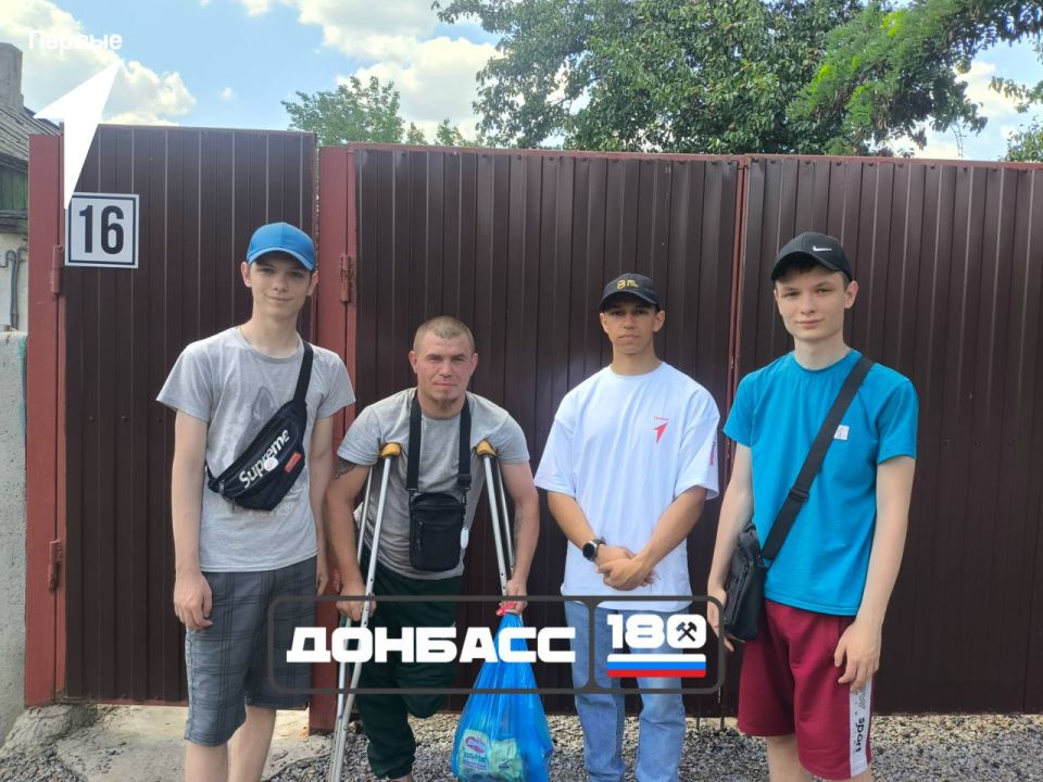 Доброта в действии!. На днях наши замечательные волонтеры посетили участников специальной военной операции, чтобы поддержать их моральный дух и подарить немного тепла и радости Мы принесли с собой не только вкусные... Доброта в действии!. На днях наши замечательные волонтеры посетили участников специальной военной операции, чтобы поддержать их моральный дух и подарить немного тепла и радости Мы принесли с собой не только вкусные...