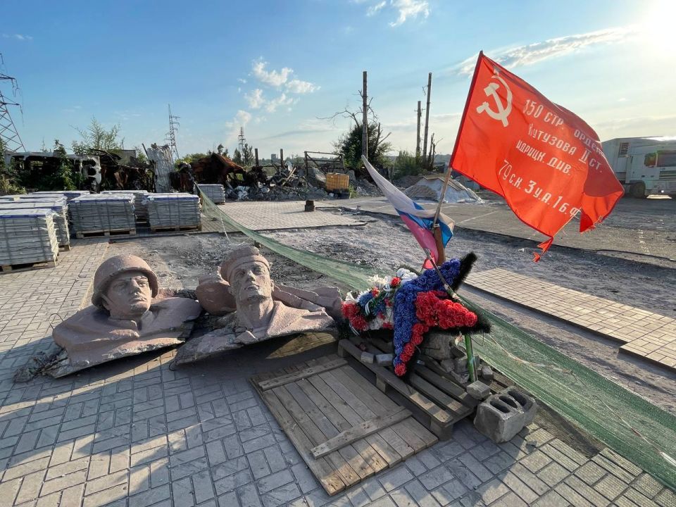 Завод «Азовсталь» — новый «Террикон Славы»: память о несгибаемом Донбассе Завод «Азовсталь» — новый «Террикон Славы»: память о несгибаемом Донбассе