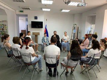 Семейный праздник «Счастливы вместе» в Донецкой республиканской библиотеке для молодежи Семейный праздник «Счастливы вместе» в Донецкой республиканской библиотеке для молодежи
