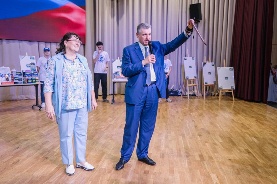 Антон Кольцов: Мариуполь с рабочим визитом посетил Леонид Слуцкий Антон Кольцов: Мариуполь с рабочим визитом посетил Леонид Слуцкий