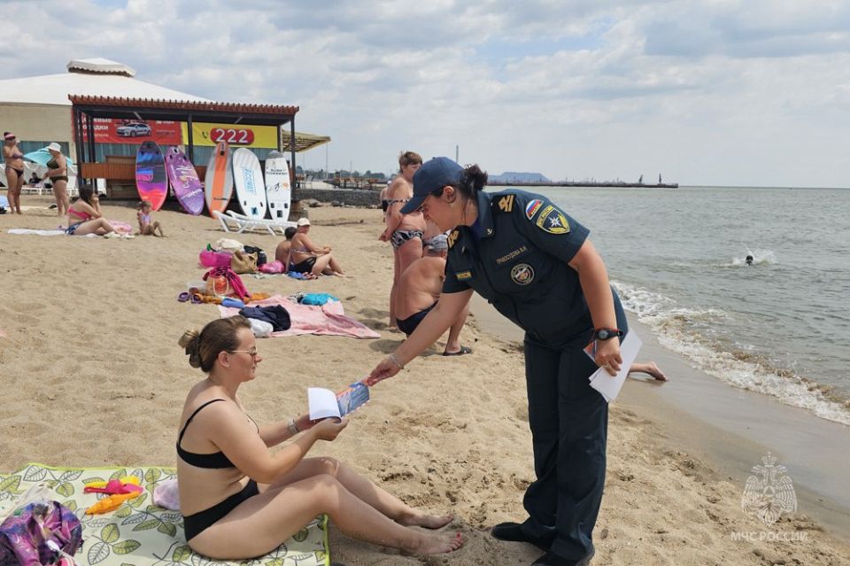 Солнце, море и безопасность: у воды не забывай о мерах предосторожности Солнце, море и безопасность: у воды не забывай о мерах предосторожности