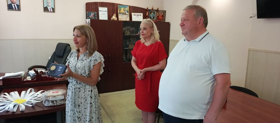 Юрий Будрин: 8 июля отмечается Всероссийский праздник – День семьи, любви и верности, который имеет глубокие исторические корни Юрий Будрин: 8 июля отмечается Всероссийский праздник – День семьи, любви и верности, который имеет глубокие исторические корни