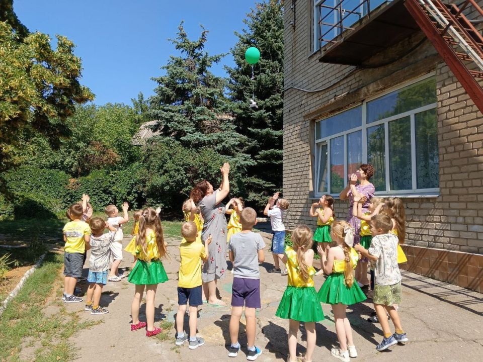 8 июля вся страна отмечает самый нежный, тёплый праздник «День семьи, любви и верности» 8 июля вся страна отмечает самый нежный, тёплый праздник «День семьи, любви и верности»