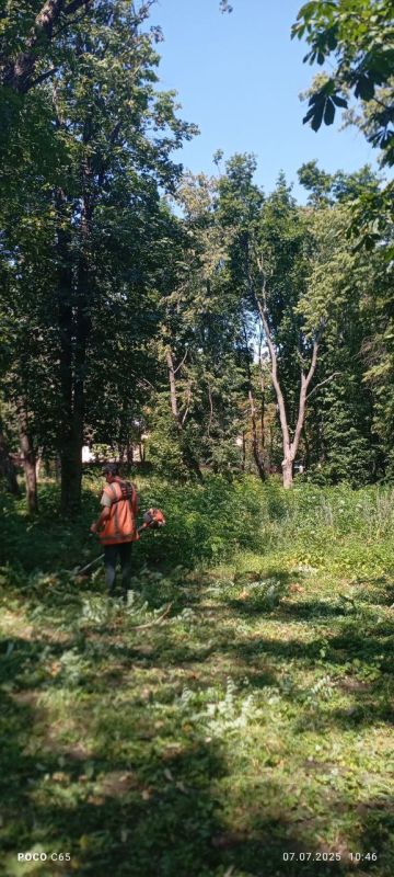 Выполняя поручение главы муниципального образования Волновахский МО Константина Зинченко, специалисты Службы Благоустройства «Комфорт» продолжают работу по покосу сорных и карантинных трав в соответствии с установленным... Выполняя поручение главы муниципального образования Волновахский МО Константина Зинченко, специалисты Службы Благоустройства «Комфорт» продолжают работу по покосу сорных и карантинных трав в соответствии с установленным...