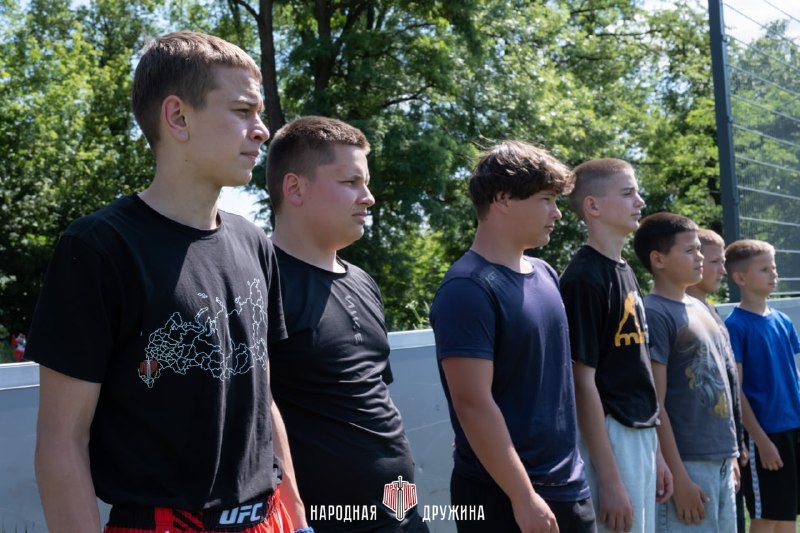 Учим молодёжь бороться правильно! Учим молодёжь бороться правильно!