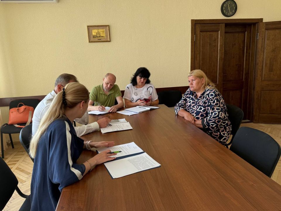 Борис Трима: Сегодня Мангушский округ с рабочим визитом посетила Сенатор Российской Федерации, представитель от исполнительного органа государственной власти Донецкой Народной Республики Наталья Юрьевна Никонорова Борис Трима: Сегодня Мангушский округ с рабочим визитом посетила Сенатор Российской Федерации, представитель от исполнительного органа государственной власти Донецкой Народной Республики Наталья Юрьевна Никонорова