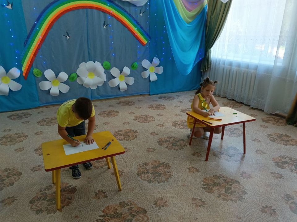8 июля вся страна отмечает самый нежный, тёплый праздник «День семьи, любви и верности» 8 июля вся страна отмечает самый нежный, тёплый праздник «День семьи, любви и верности»