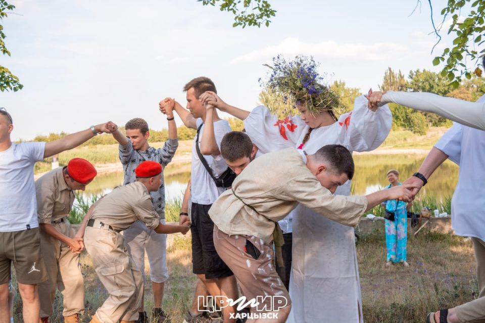 Гуляли по традициям: праздник, который объединил всех! Гуляли по традициям: праздник, который объединил всех!
