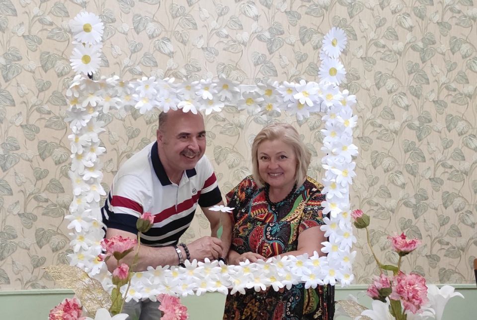 Александр Подгорный: В Кировском внутригородском районе прошел мастер-класс по изготовлению ромашки приуроченный Дню семьи, любви и верности Александр Подгорный: В Кировском внутригородском районе прошел мастер-класс по изготовлению ромашки приуроченный Дню семьи, любви и верности
