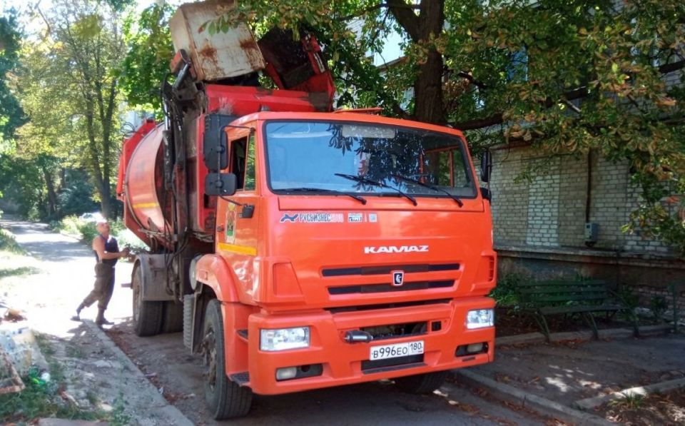 Иван Приходько: В Горловке на постоянной основе выполняется комплекс мер по благоустройству территории города и вывозу мусора Иван Приходько: В Горловке на постоянной основе выполняется комплекс мер по благоустройству территории города и вывозу мусора