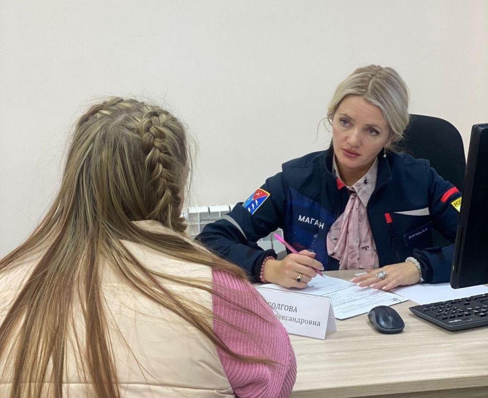 Аварийщики Магадана устранили течь в одной из квартир дома в Ждановке Аварийщики Магадана устранили течь в одной из квартир дома в Ждановке