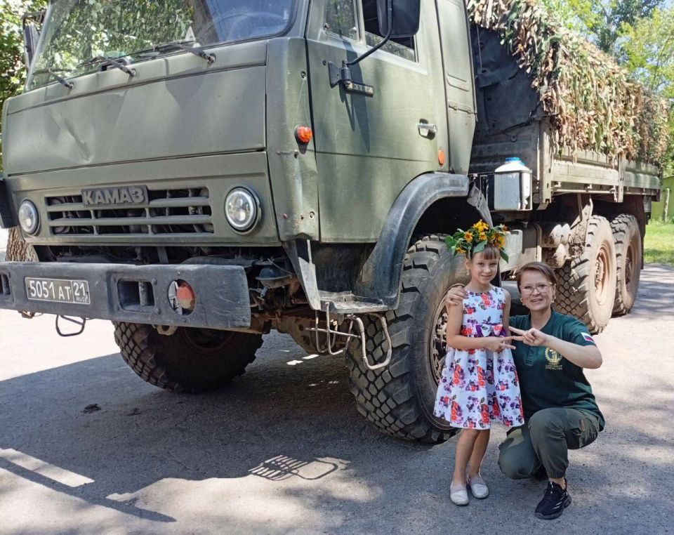 // В честь праздника в офисе КСВО ДНР провели мероприятия для детей: // В честь праздника в офисе КСВО ДНР провели мероприятия для детей: