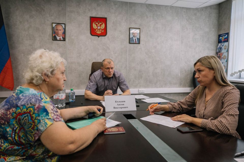 Антон Кольцов: Согласие на получение квартиры из муниципального жилфонда не значит автоматический отказ от жилья в новостройке для граждан, уже состоящих на квартирном учете Антон Кольцов: Согласие на получение квартиры из муниципального жилфонда не значит автоматический отказ от жилья в новостройке для граждан, уже состоящих на квартирном учете