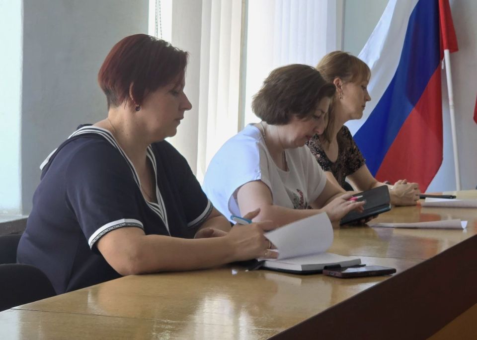 Иван Адамец: Состоялось плановое заседание Комиссии по делам несовершеннолетних и защите их прав Иван Адамец: Состоялось плановое заседание Комиссии по делам несовершеннолетних и защите их прав
