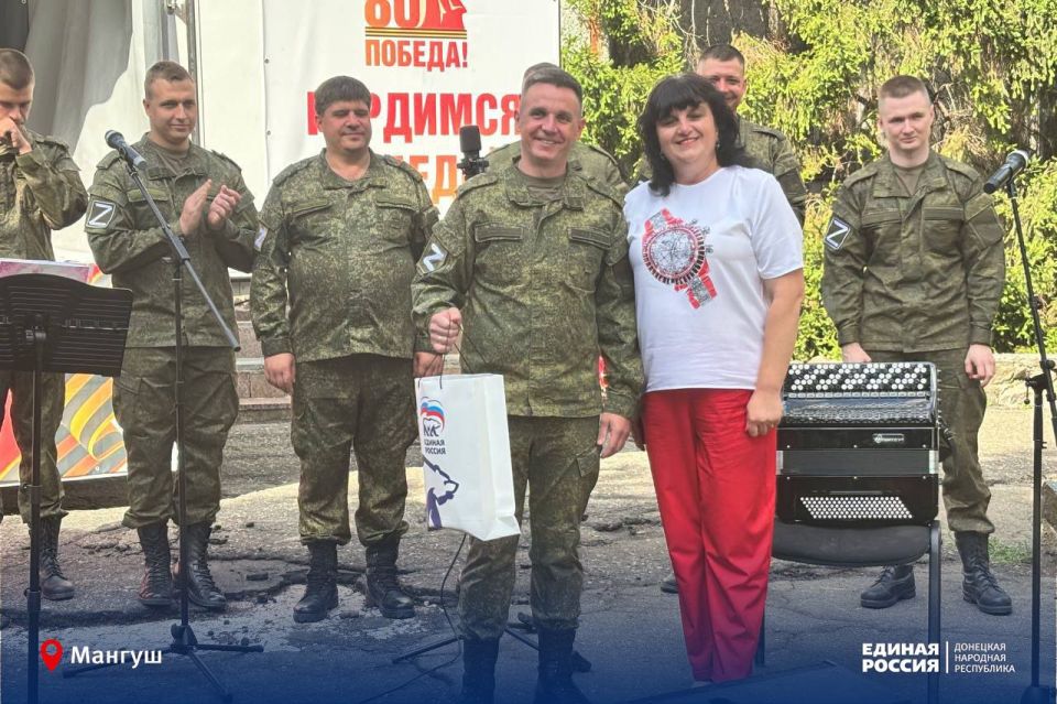 Автоклуб продолжает гастроли по Мангушскому округу Автоклуб продолжает гастроли по Мангушскому округу