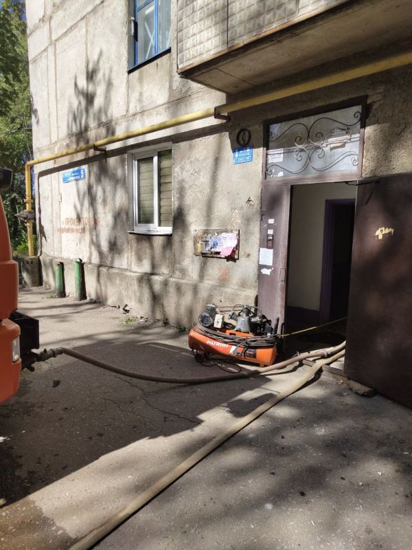 Сегодня, 09.07.2025 года, силами сотрудников жилищно-коммунальных предприятий Пролетарского внутригородского района г. Донецка были выполнены следующие работы: Сегодня, 09.07.2025 года, силами сотрудников жилищно-коммунальных предприятий Пролетарского внутригородского района г. Донецка были выполнены следующие работы: