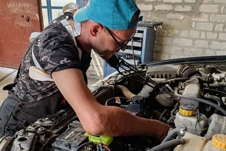 Соревнования помогут покорить новые вершины: ветеран из ДНР примет участие в первом чемпионате по профмастерству в Казани Соревнования помогут покорить новые вершины: ветеран из ДНР примет участие в первом чемпионате по профмастерству в Казани