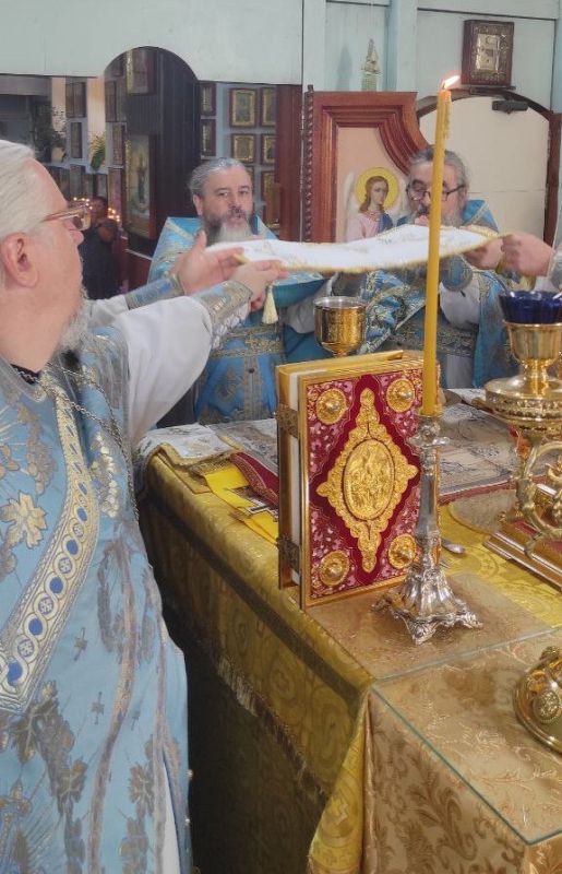 Крестный ход с Иверской иконой Пресвятой Богородицы продолжается Крестный ход с Иверской иконой Пресвятой Богородицы продолжается