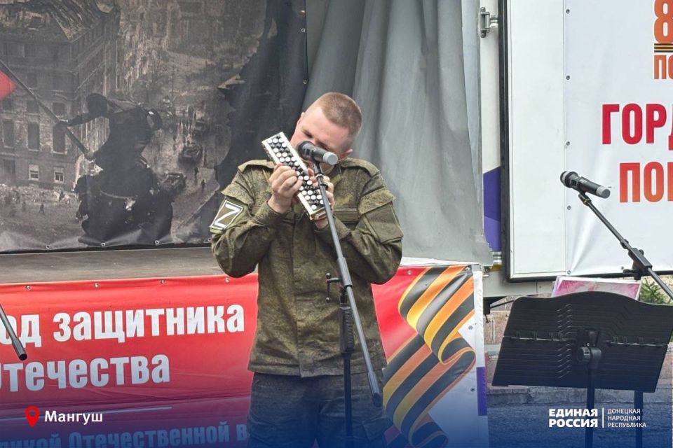Автоклуб продолжает гастроли по Мангушскому округу Автоклуб продолжает гастроли по Мангушскому округу