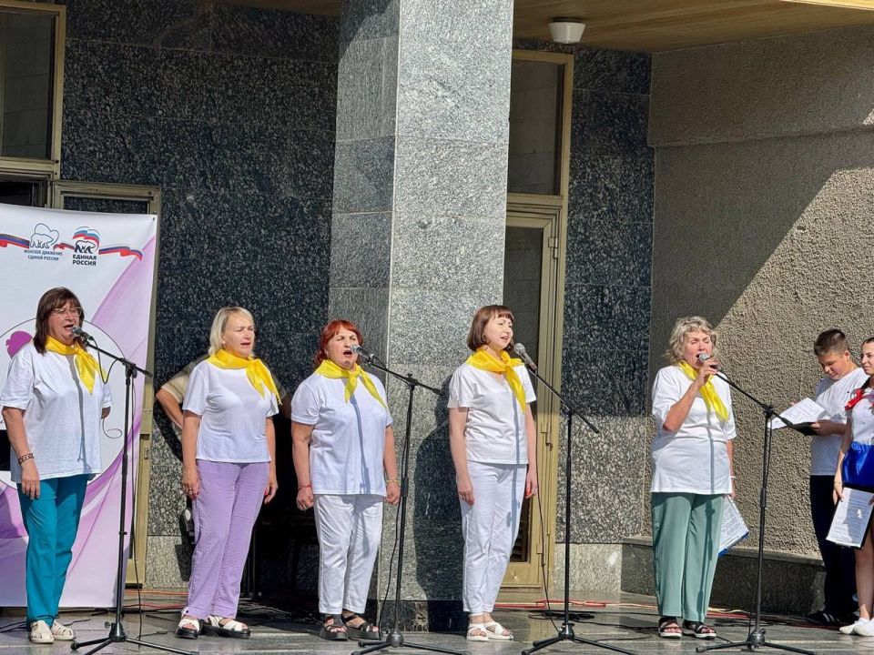 «Мама, папа, я - дружная семья» «Мама, папа, я - дружная семья»