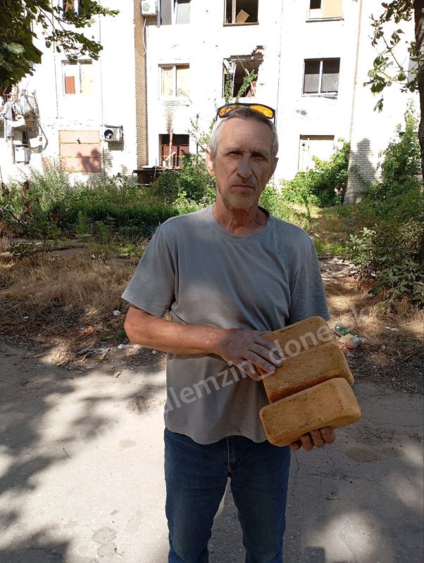Алексей Кулемзин: Администрация городского округа Донецк продолжает помогать населению освобожденной Красногоровки Алексей Кулемзин: Администрация городского округа Донецк продолжает помогать населению освобожденной Красногоровки
