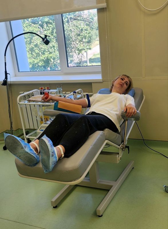 С 07.07.2025 года по 12.07.2025 года в рамках «Месячника здоровья» в учреждениях Службы крови Донецкой Народной Республики проходит донорская акция «Сдай кровь-спаси жизнь!» С 07.07.2025 года по 12.07.2025 года в рамках «Месячника здоровья» в учреждениях Службы крови Донецкой Народной Республики проходит донорская акция «Сдай кровь-спаси жизнь!»